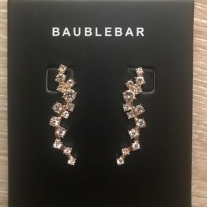 Diamond statement earring